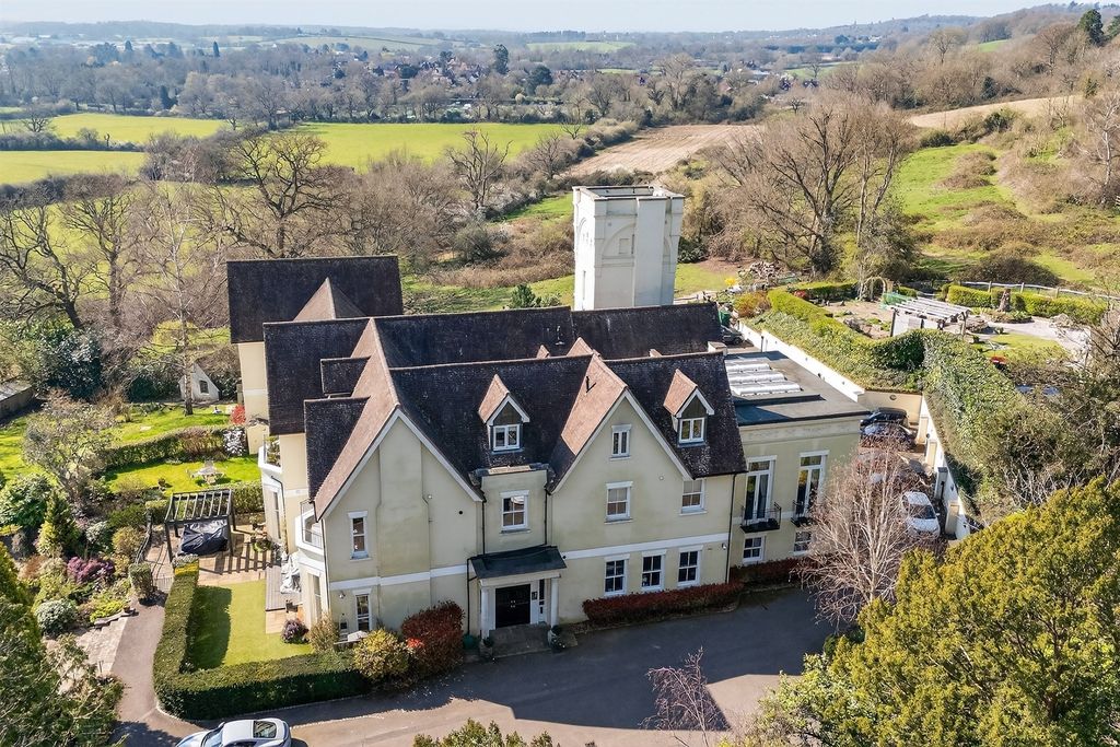 Property photo 1 of 23