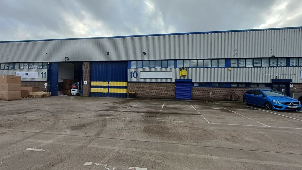 Property photo 2 of 9 Photo 23