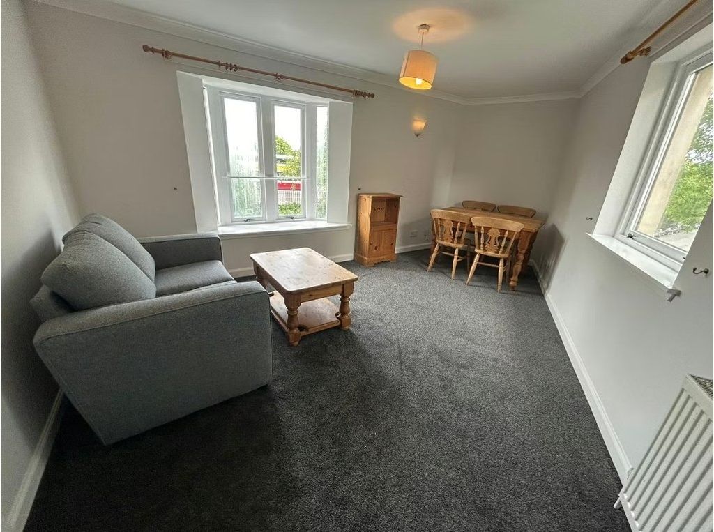 Property photo 2 of 8 Photo 2