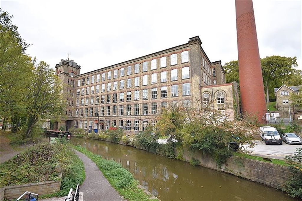 Property photo 1 of 19 (Main)