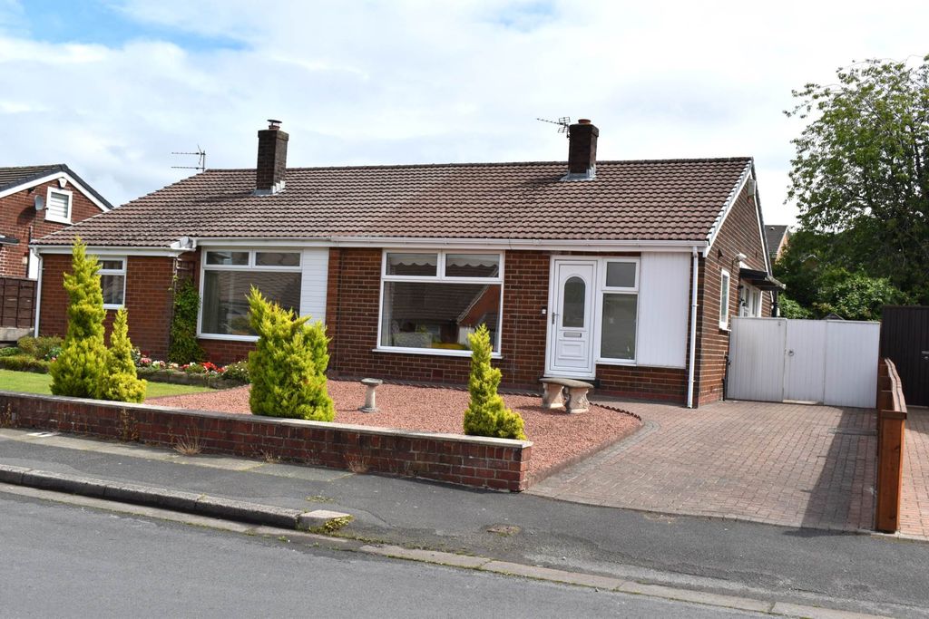 Property photo 1 of 16