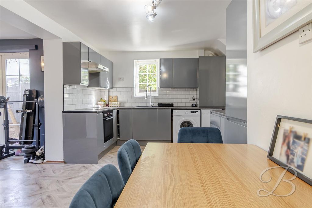 Property photo 3 of 31 Ccltd-39.Jpg