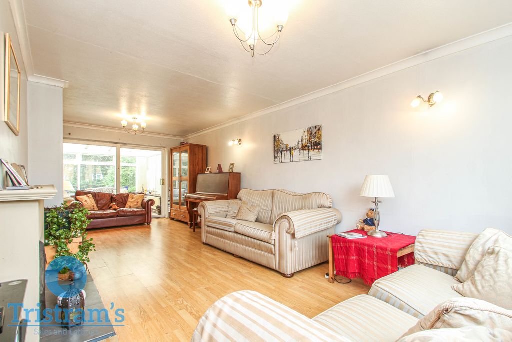 Property photo 3 of 30