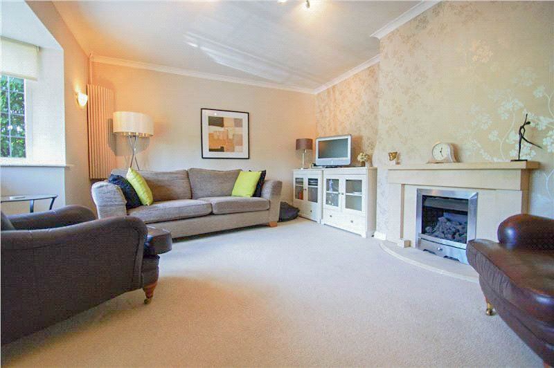 Property photo 2 of 8 Picture No. 18