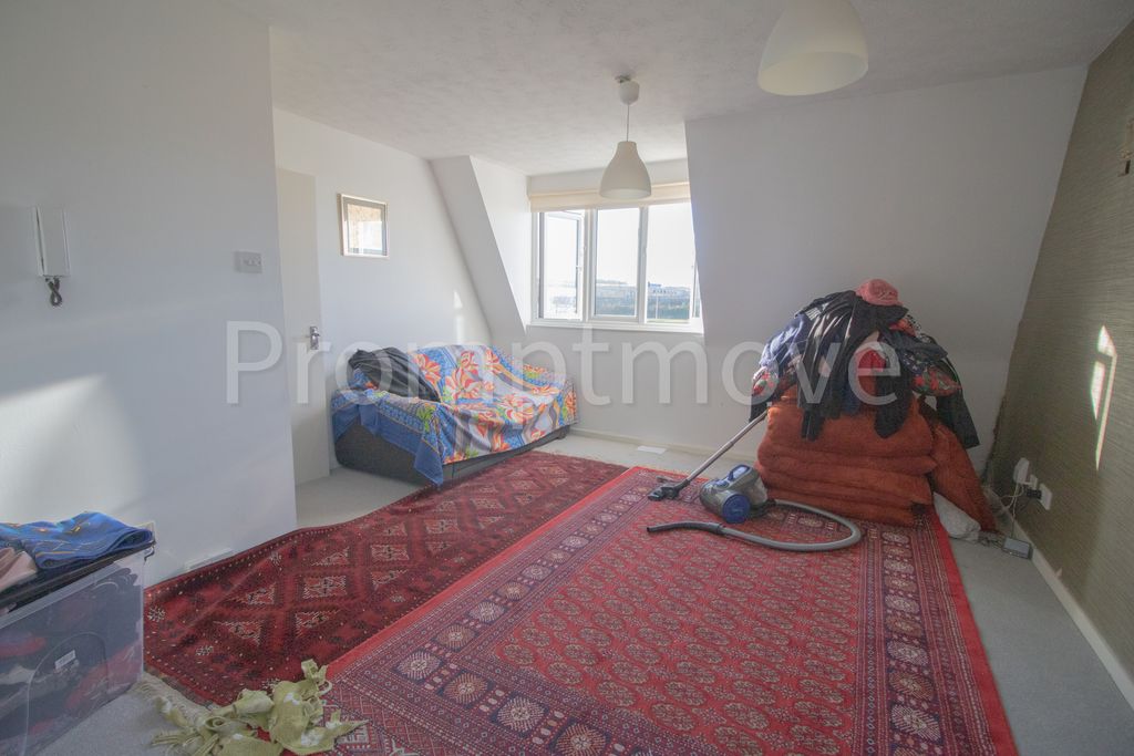 Property photo 2 of 9 Na