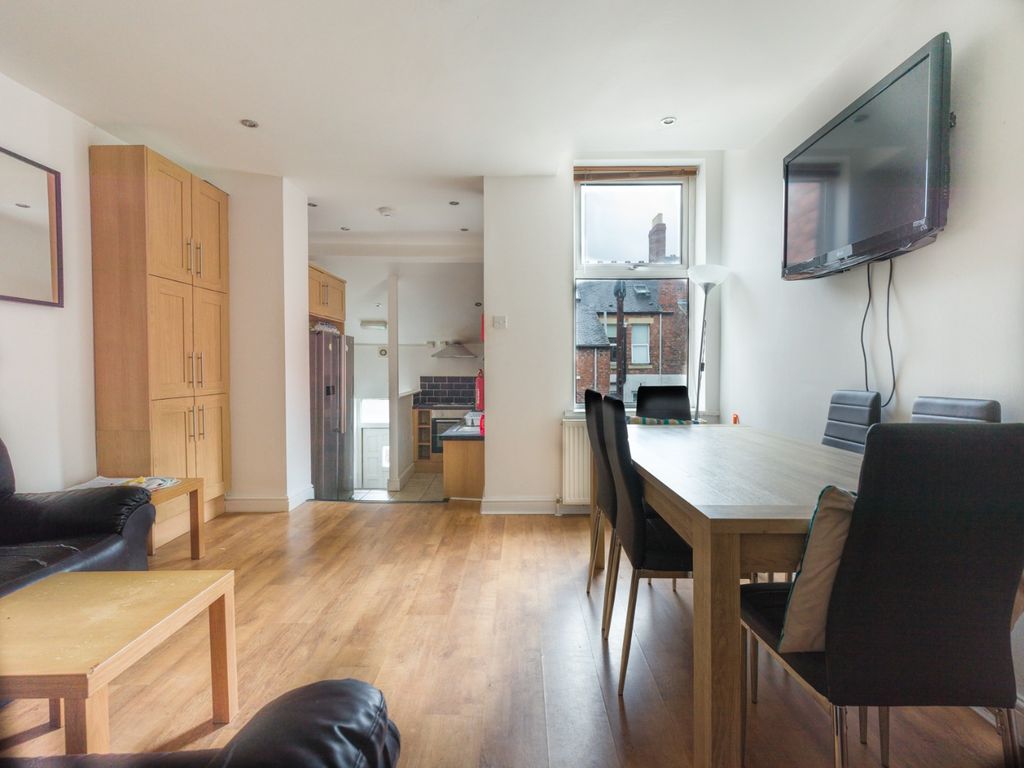 Property photo 3 of 14 2825543