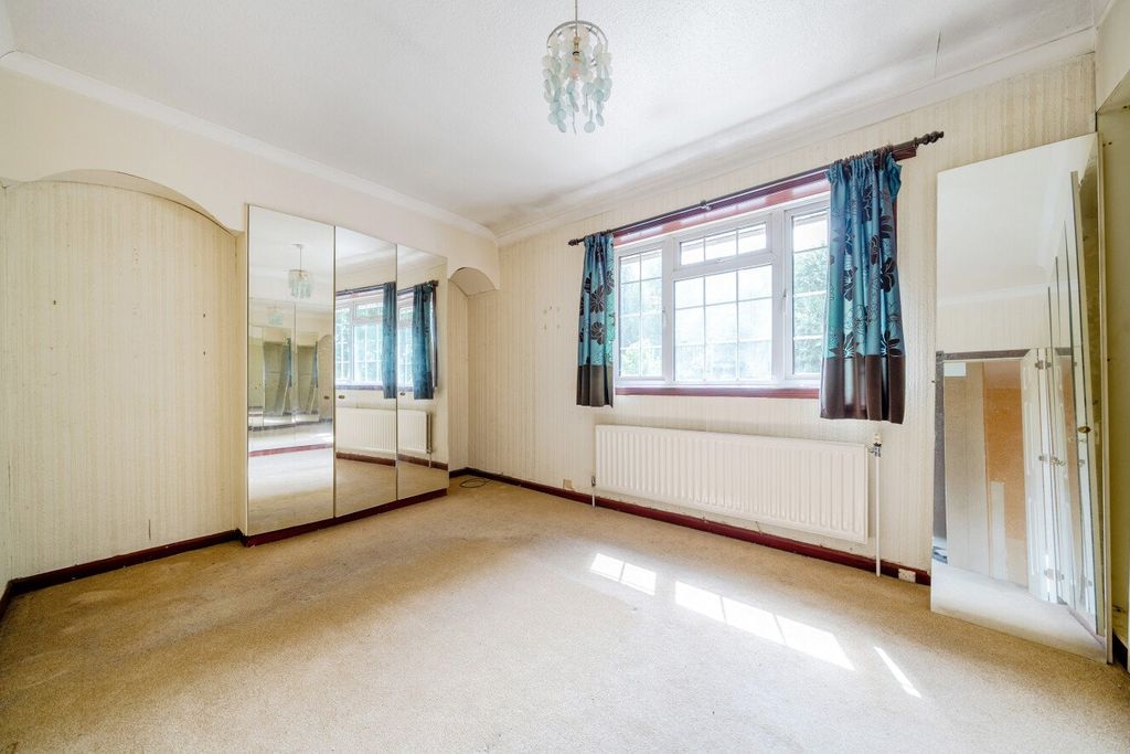 Property photo 2 of 16 Picture No. 03