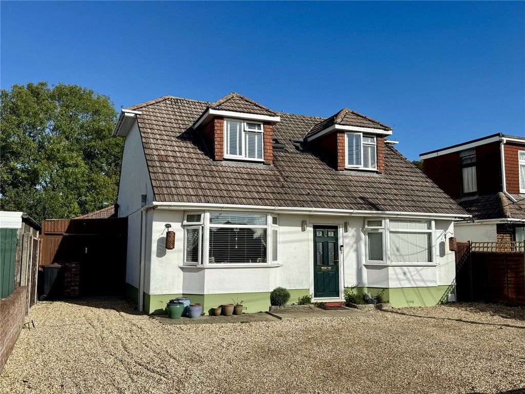 Property photo 1 of 27 Picture No. 02