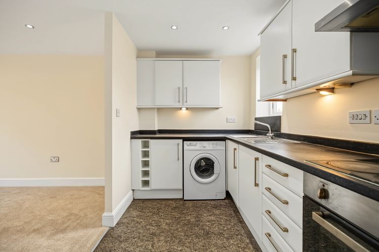 Property photo 2 of 11 336919