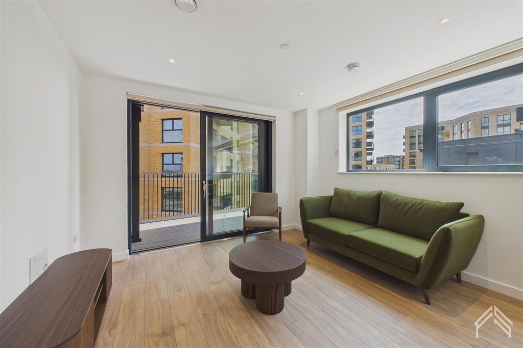 Property photo 3 of 10 7.Jpg