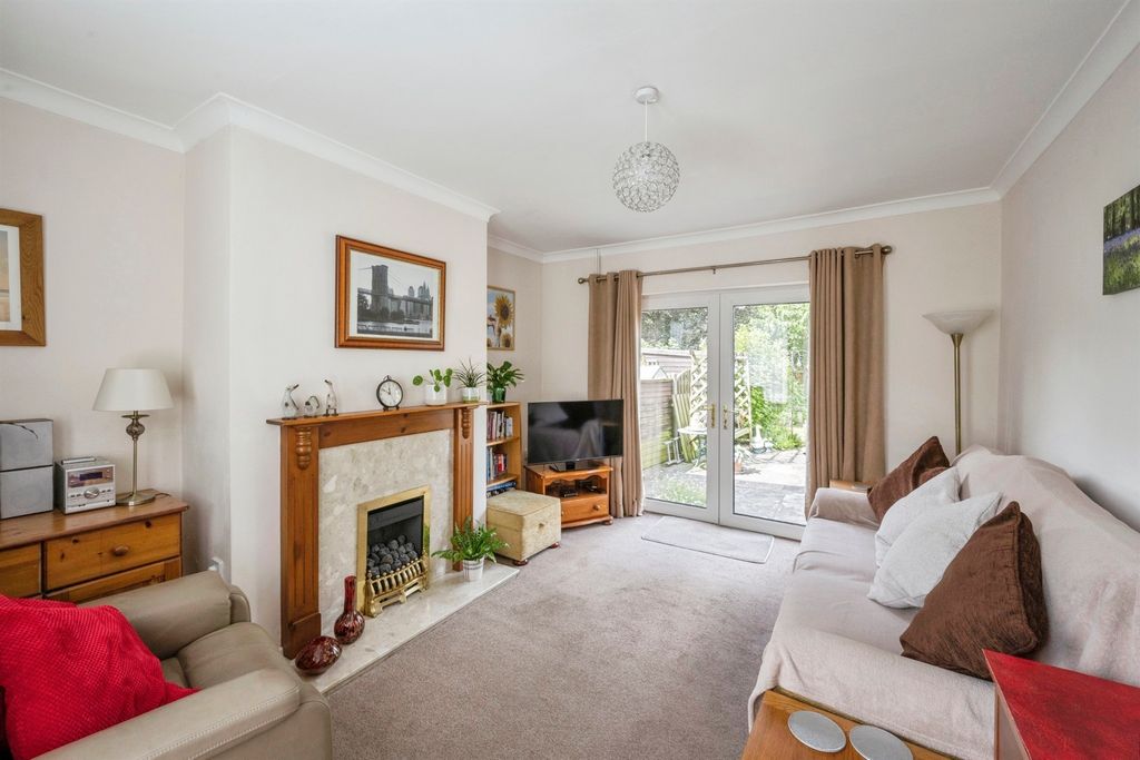 Property photo 2 of 14