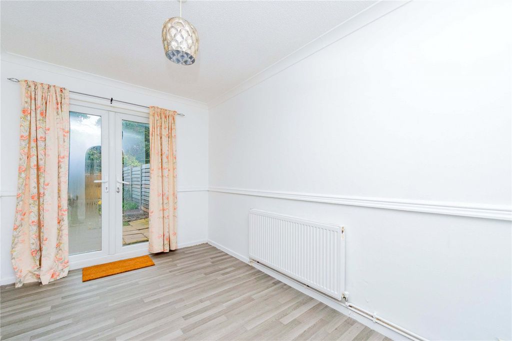 Property photo 3 of 31 Picture No. 21