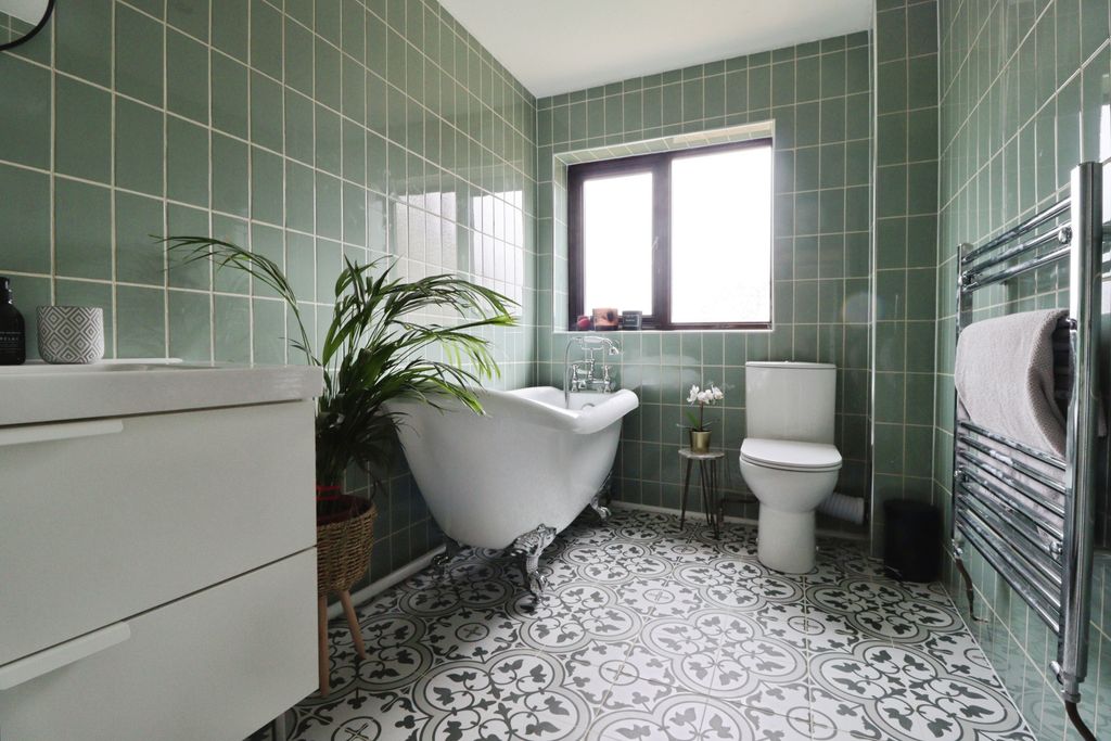 Property photo 3 of 17 Photo #3