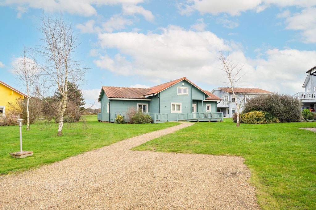Property photo 1 of 29
