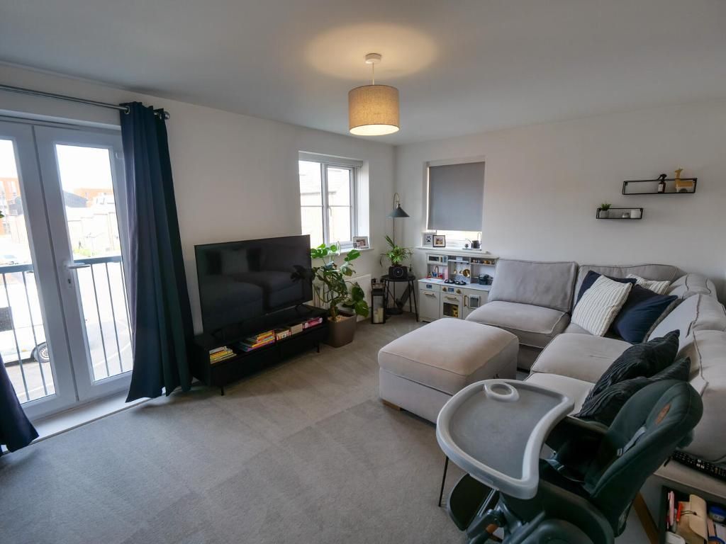 Property photo 2 of 9 Living Room