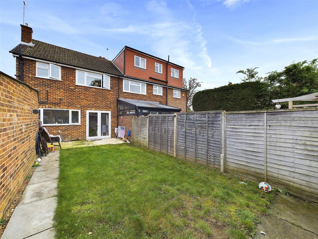 Property photo 2 of 13