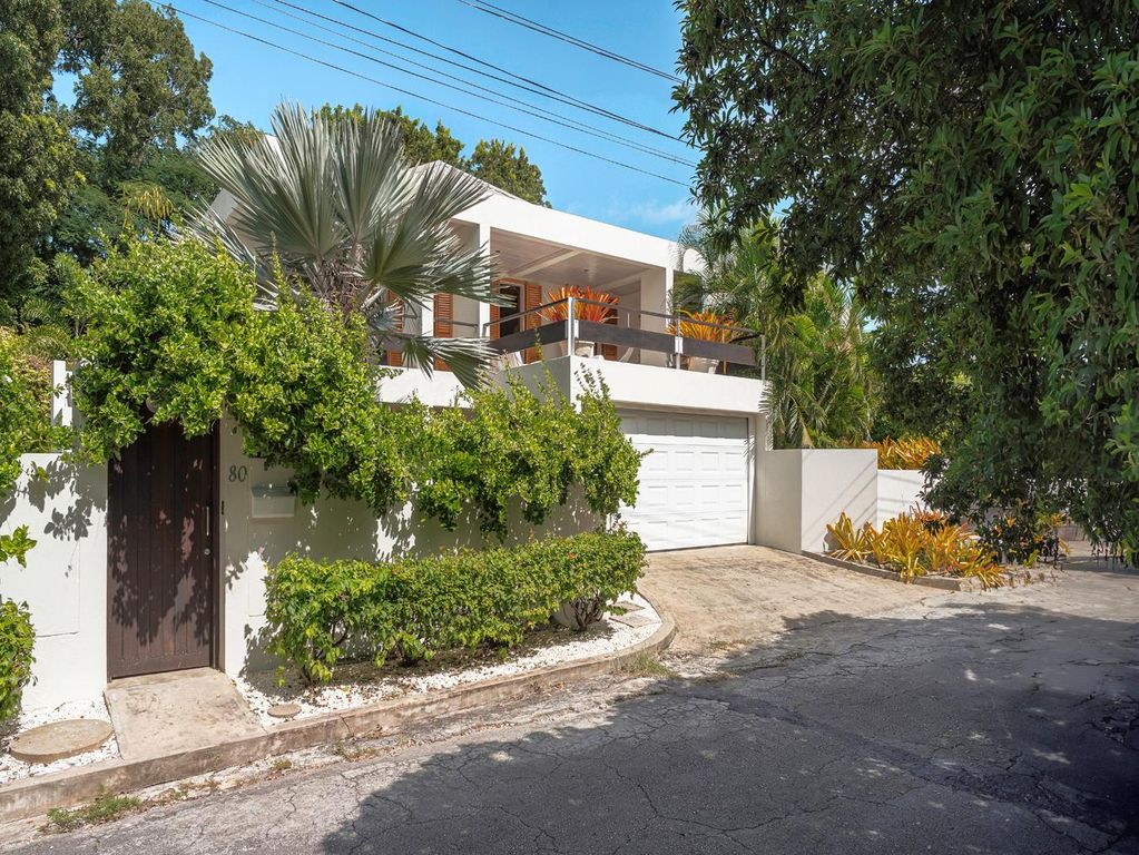 Property photo 2 of 16 Image