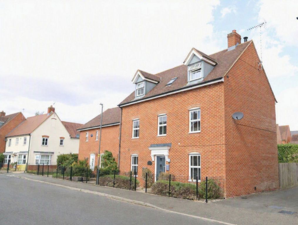 Property photo 1 of 26