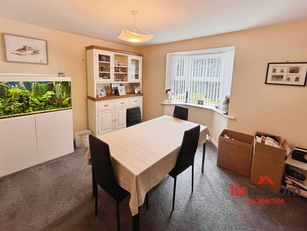 Property photo 3 of 34
