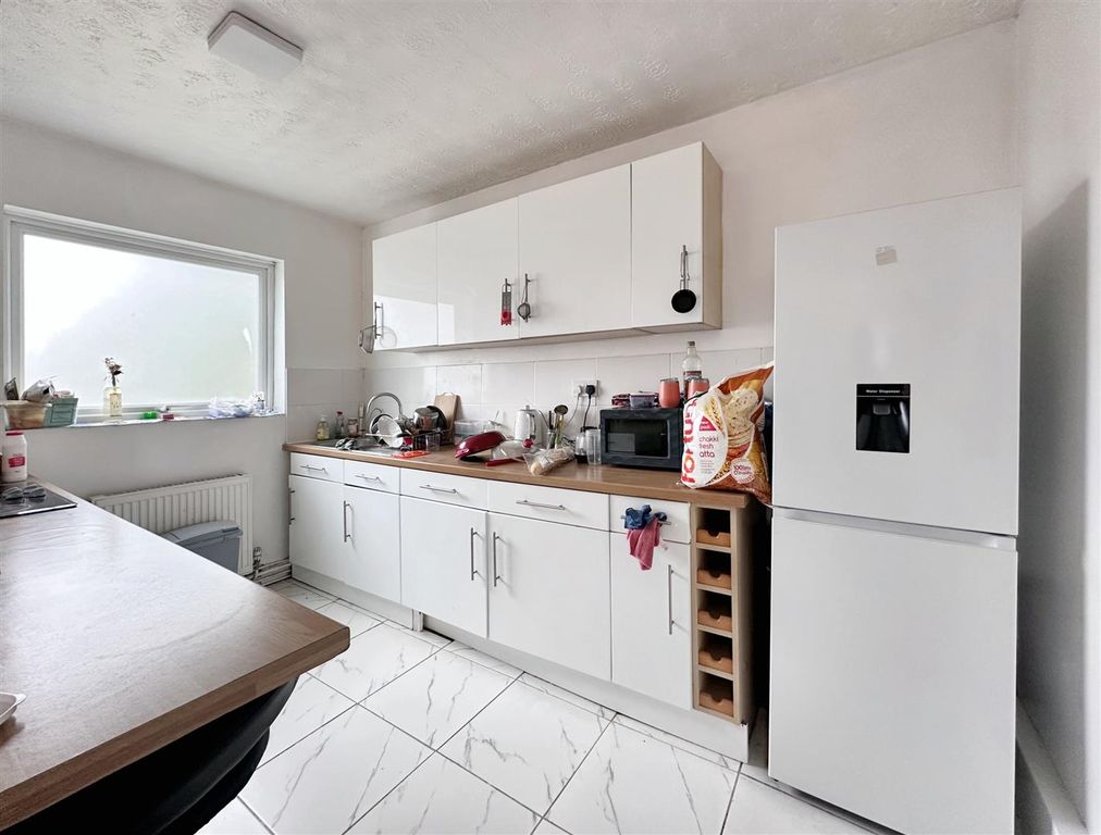 Property photo 2 of 10 Img_5935.Jpg