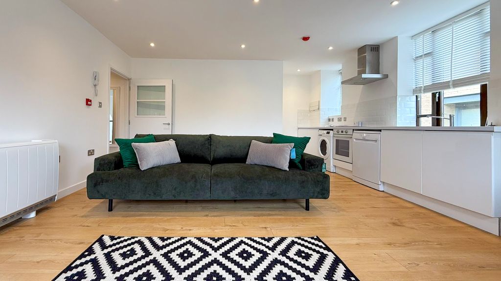 Property photo 1 of 5 Open Plan Lounge