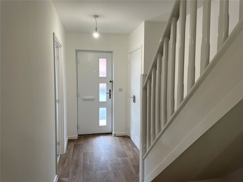 Property photo 2 of 18 Picture No. 36