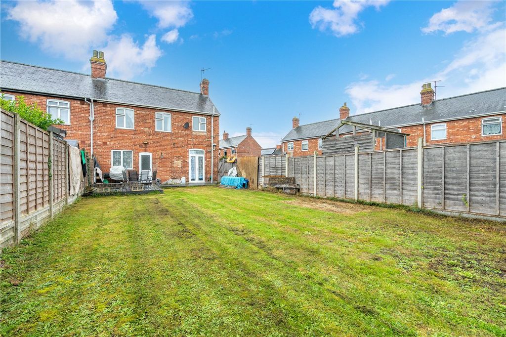 Property photo 2 of 15 Picture No. 13