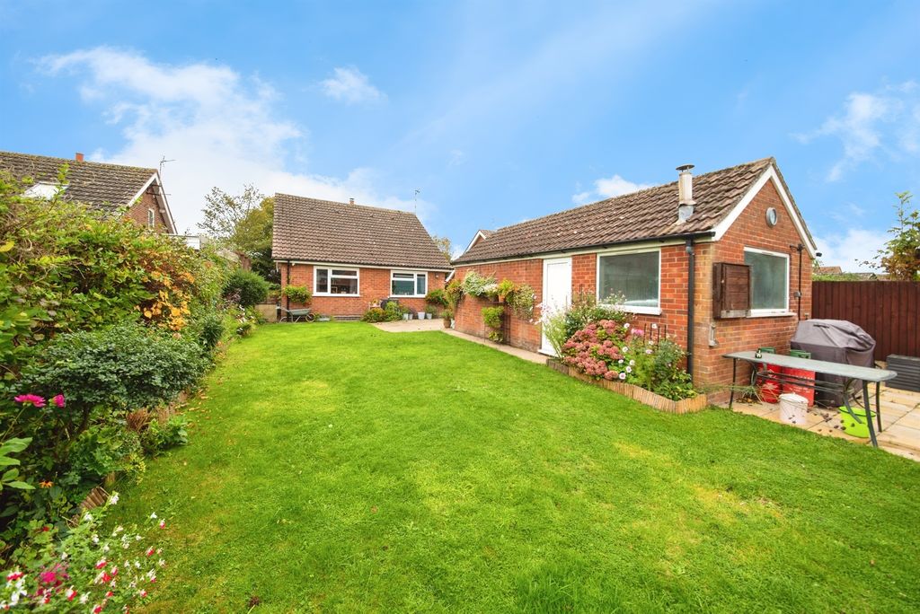 Property photo 3 of 24