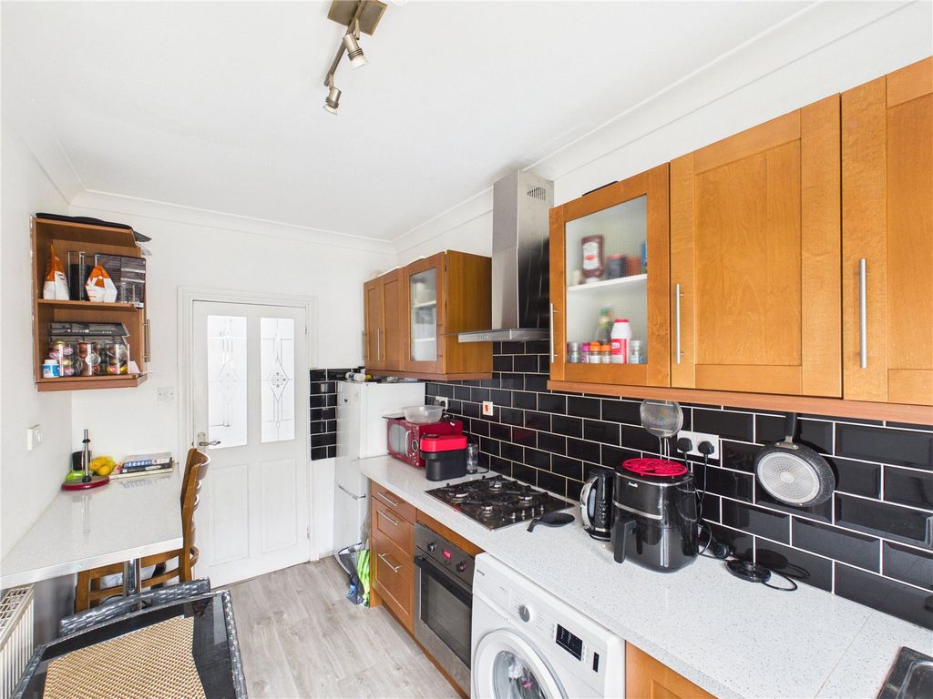 Property photo 3 of 12 Picture No. 06