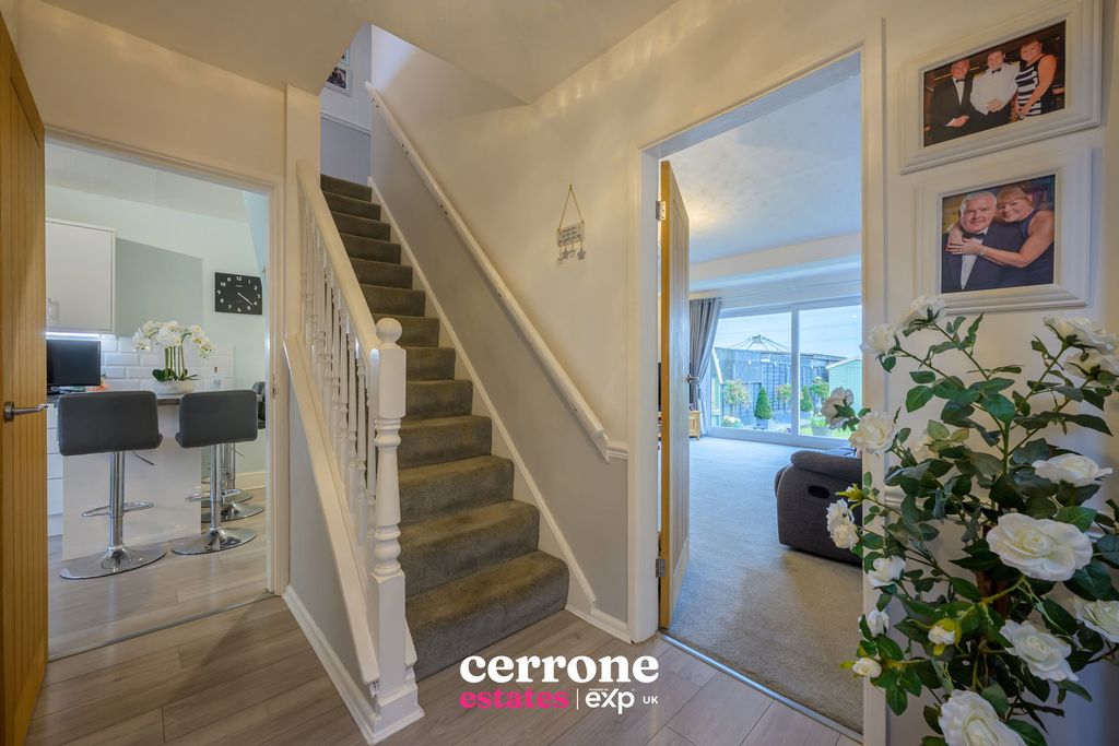 Property photo 3 of 22