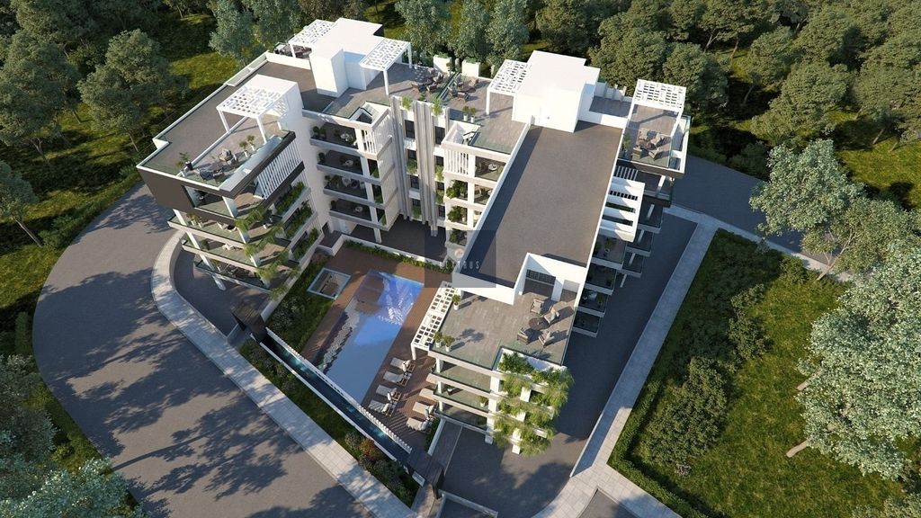 Property photo 2 of 23