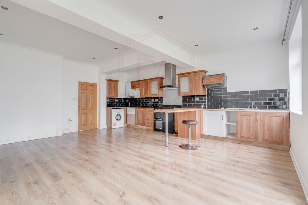 Property photo 3 of 14 Dsc03165Hdr