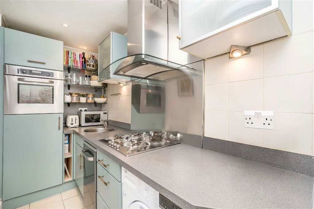 Property photo 3 of 7