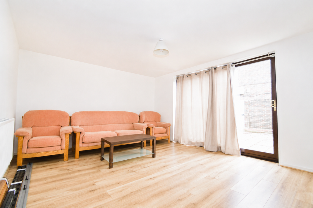 Property photo 3 of 9 Cf67631E-2d17-492A-900A-21Fb57A12665