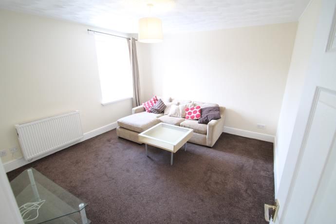 Property photo 2 of 7 Lounge