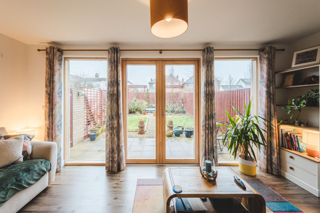 Property photo 3 of 24 2819108