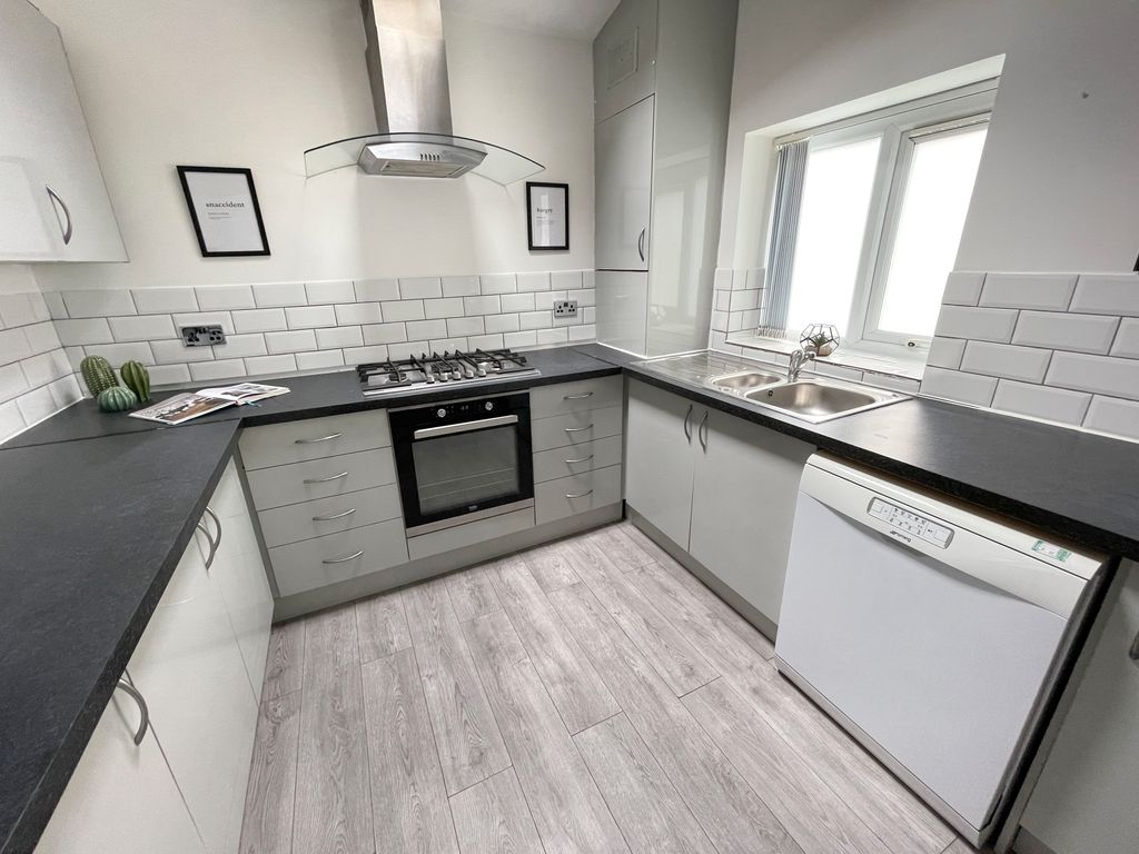 Property photo 3 of 10 81Rom6