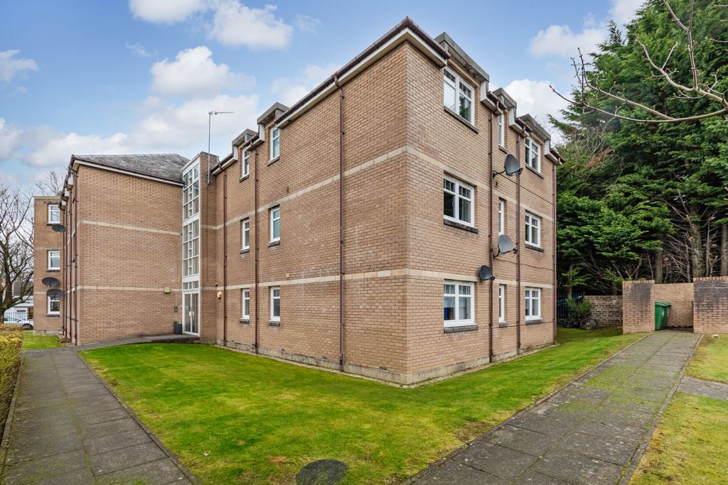 Property photo 3 of 30 Gallery