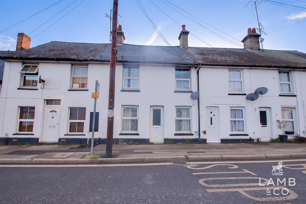 Property photo 1 of 10