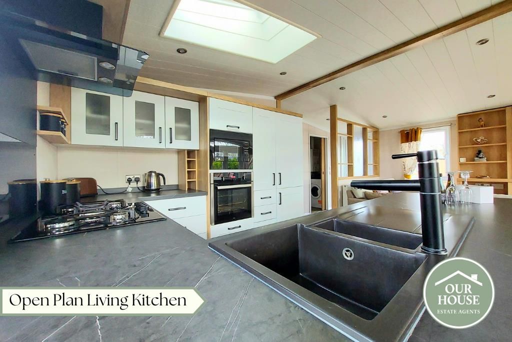 Property photo 2 of 17 Open Plan Living/Dining/Kitchen