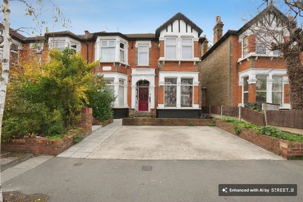 Property photo 1 of 14