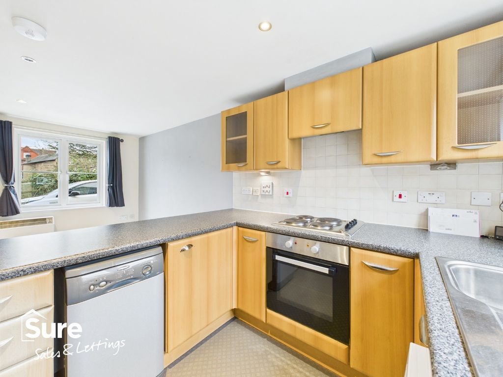 Property photo 2 of 12 1055233
