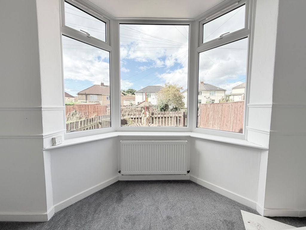Property photo 2 of 12 8A091B65-4541-4ee9-Af63-dc17cc3Abe5B