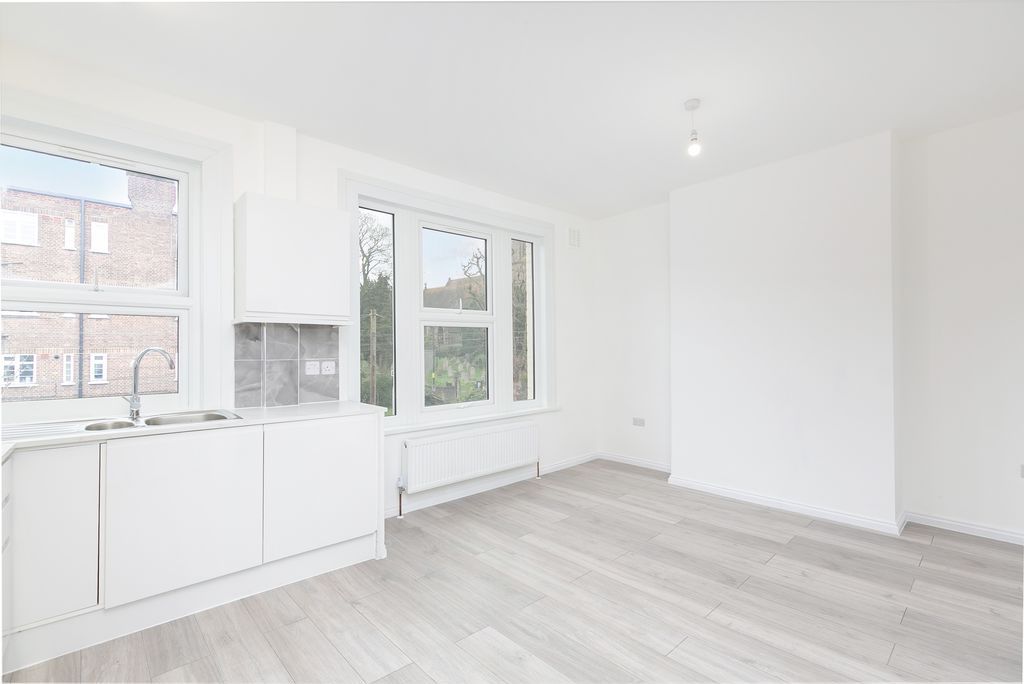 Property photo 2 of 10 Living Room