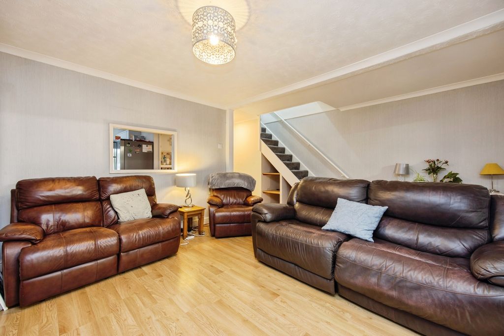 Property photo 3 of 15 Pbox-Img.Jpg