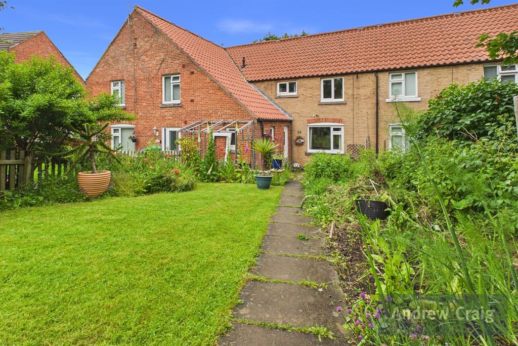 Property photo 1 of 18 (Main)