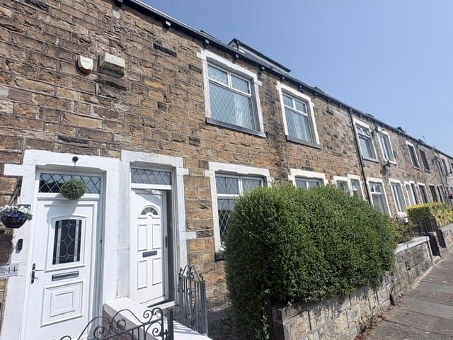 Property photo 1 of 5