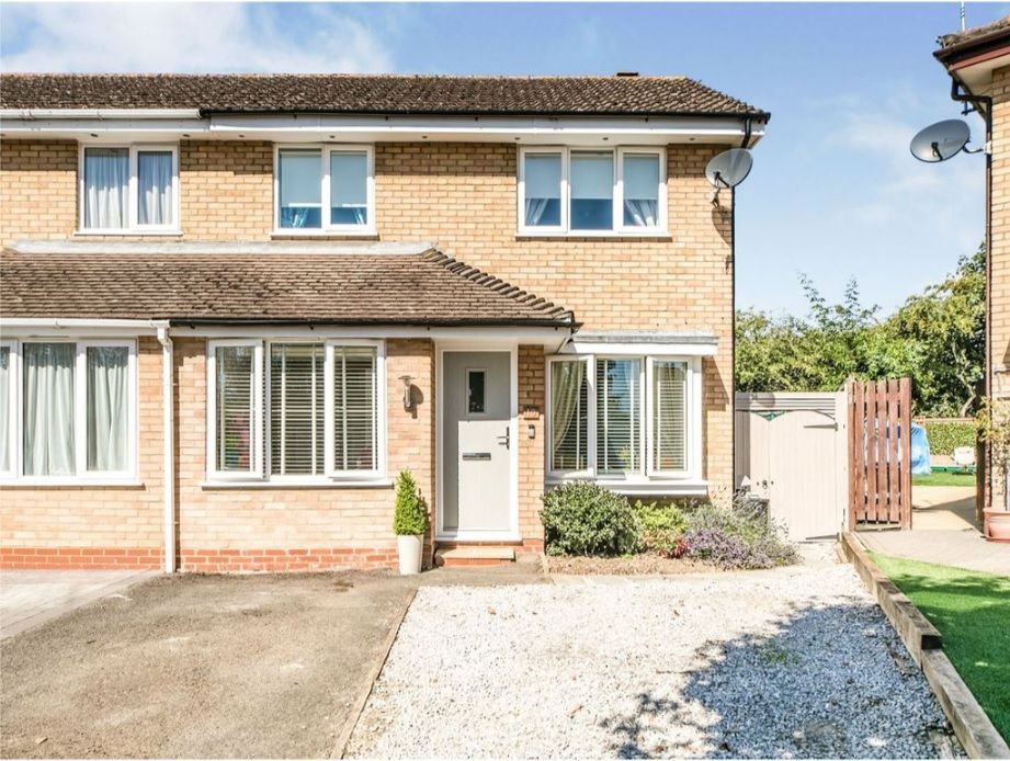 Property photo 2 of 19