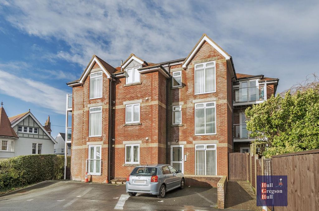 Property photo 1 of 15 0Ed03B37-F5E1-4200-A5Ae-082c03c88A3A.Jpg