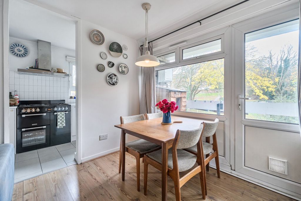 Property photo 1 of 19 Picture No. 07